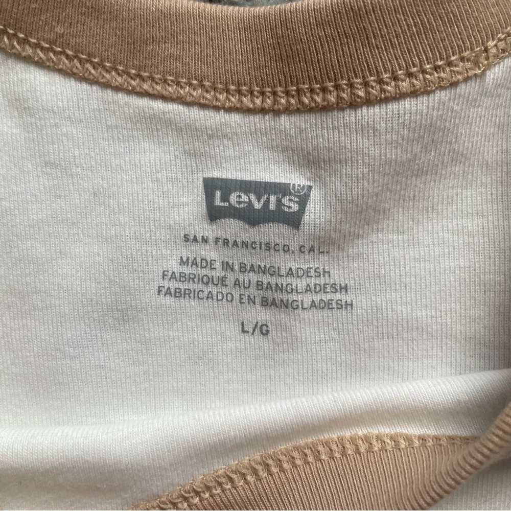 Levi’s Crop Top - Picture 3 of 3